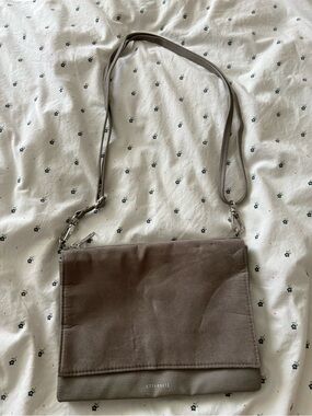 Grey suede L’Eternité purse